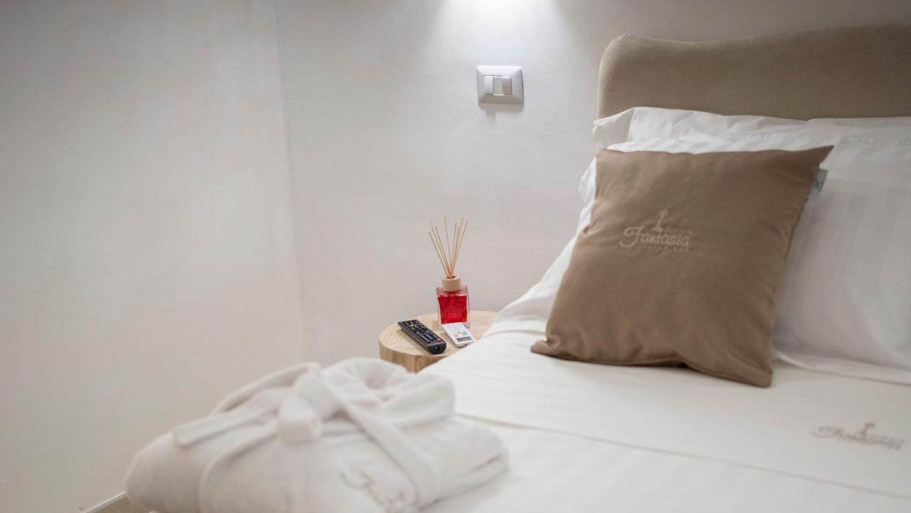 Dimora Fantasia Charme B&B Бари Экстерьер фото