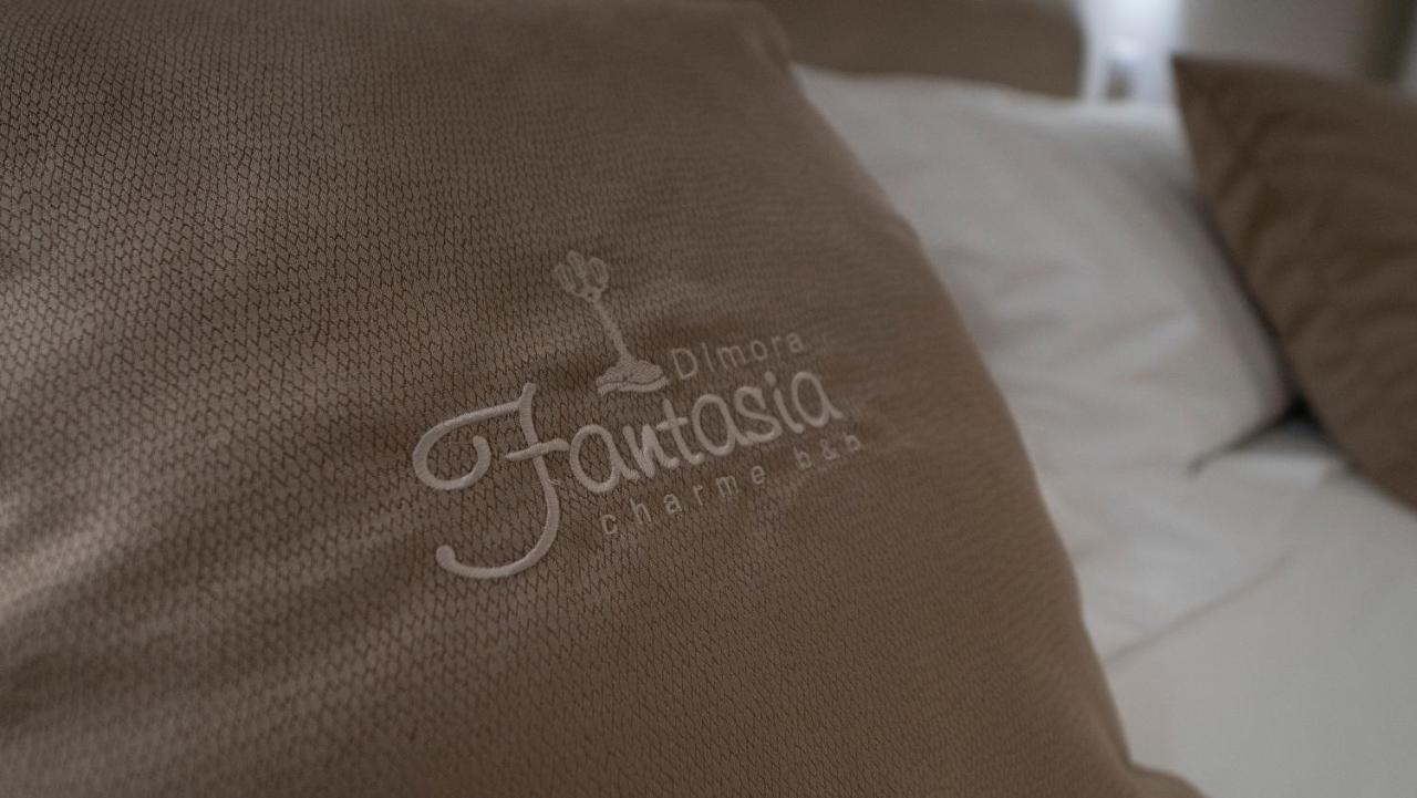 Dimora Fantasia Charme B&B Бари Экстерьер фото