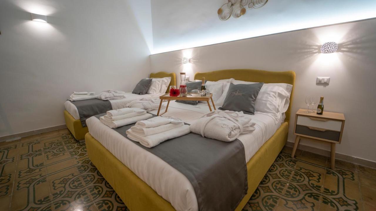 Dimora Fantasia Charme B&B Бари Экстерьер фото