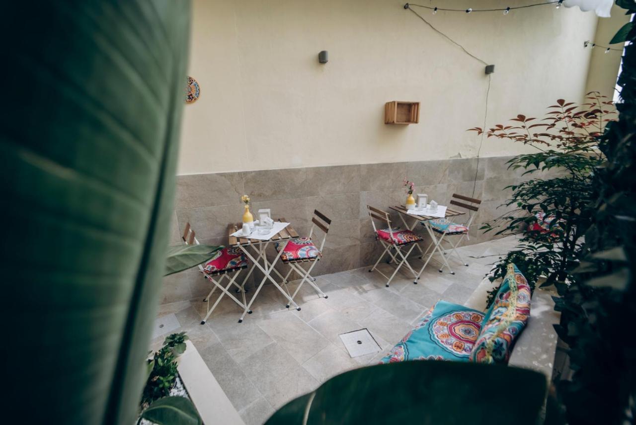 Dimora Fantasia Charme B&B Бари Экстерьер фото