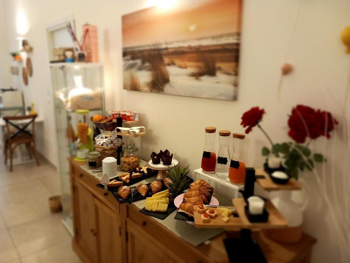 Dimora Fantasia Charme B&B Бари Экстерьер фото
